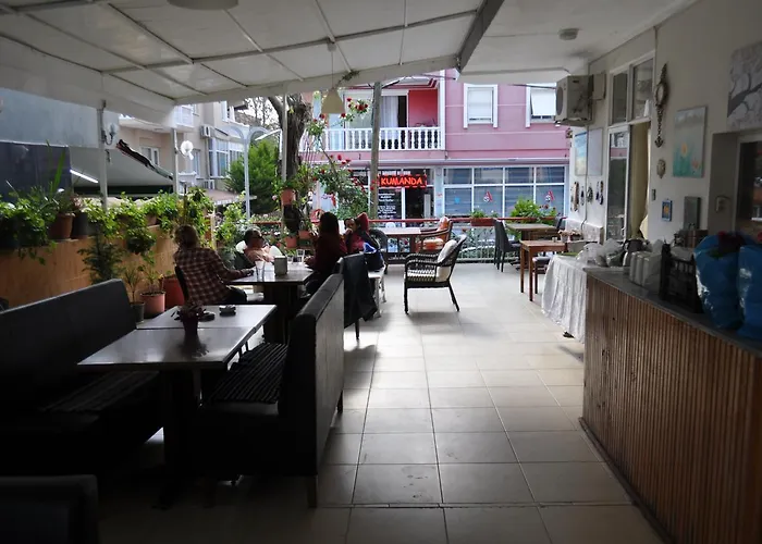 Готель Sakiz *